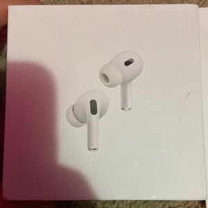 Apple AirPods- 2nd generation- BOX AND EARPIECE ONLY!!!!